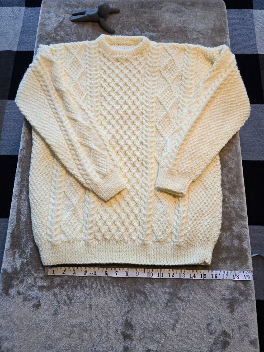 Hand-Knitted O'Grady Clan Heritage Aran Fisherman Sweater – Ultra-Soft Cream Cab